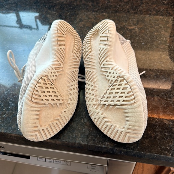 ADIDAS TUBULAR - Picture 4 of 7